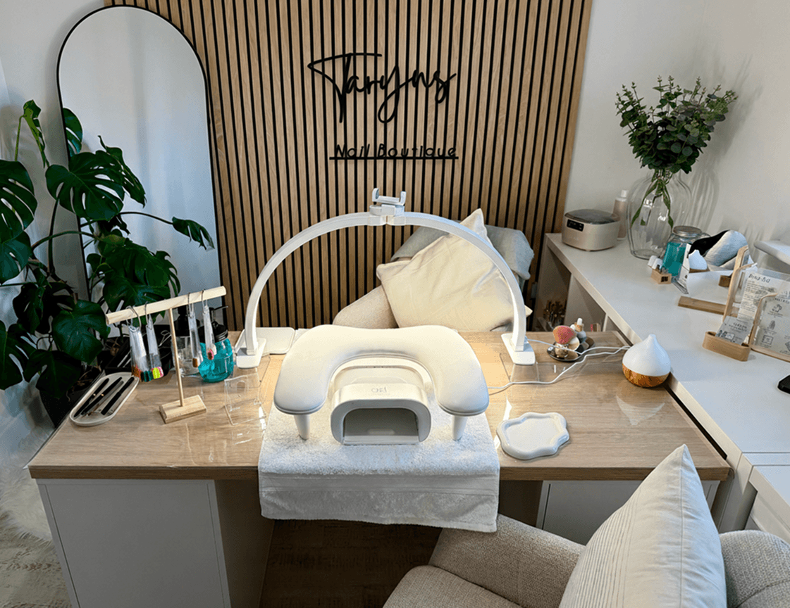Private nail salon space