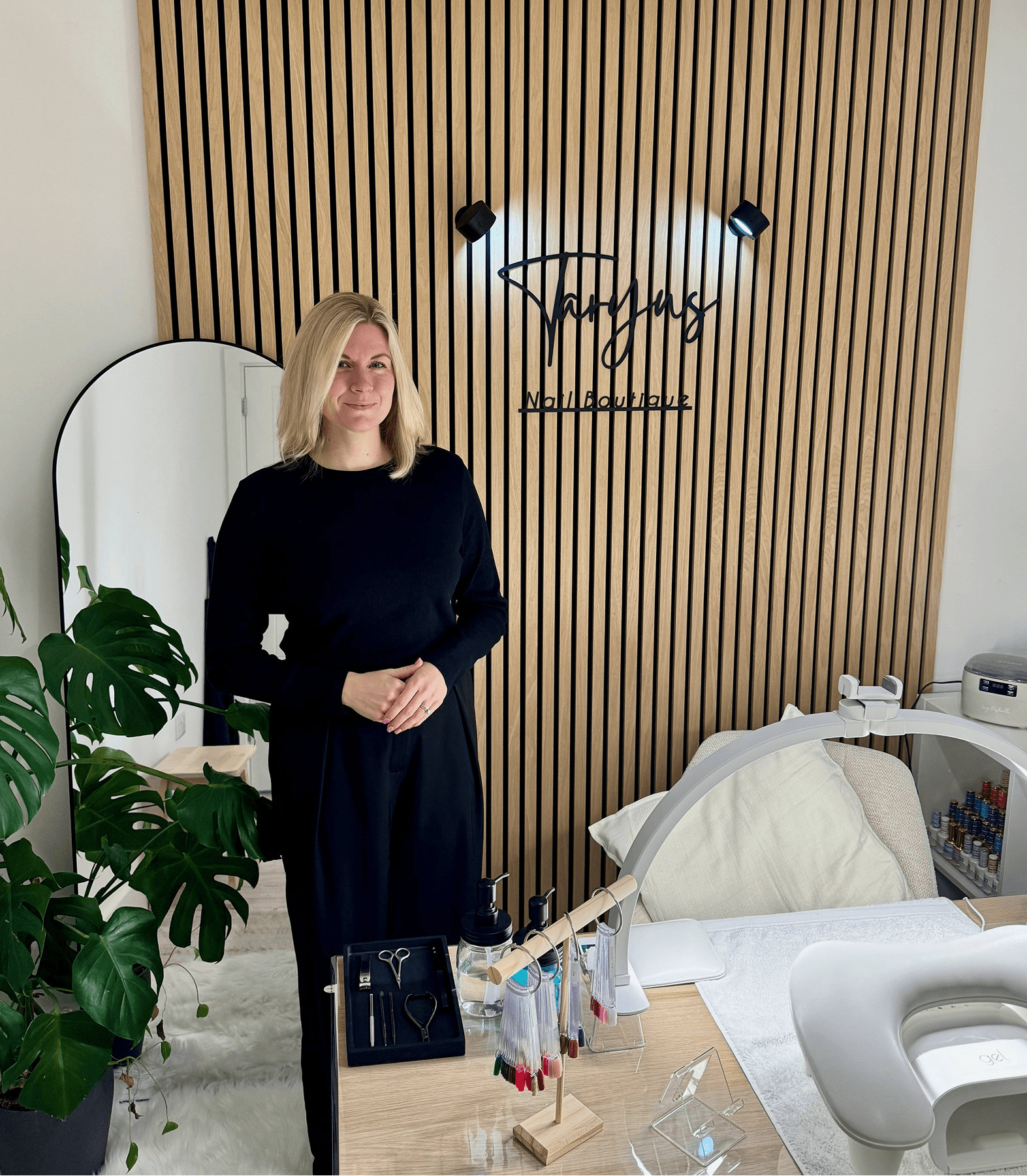 Professional nail service